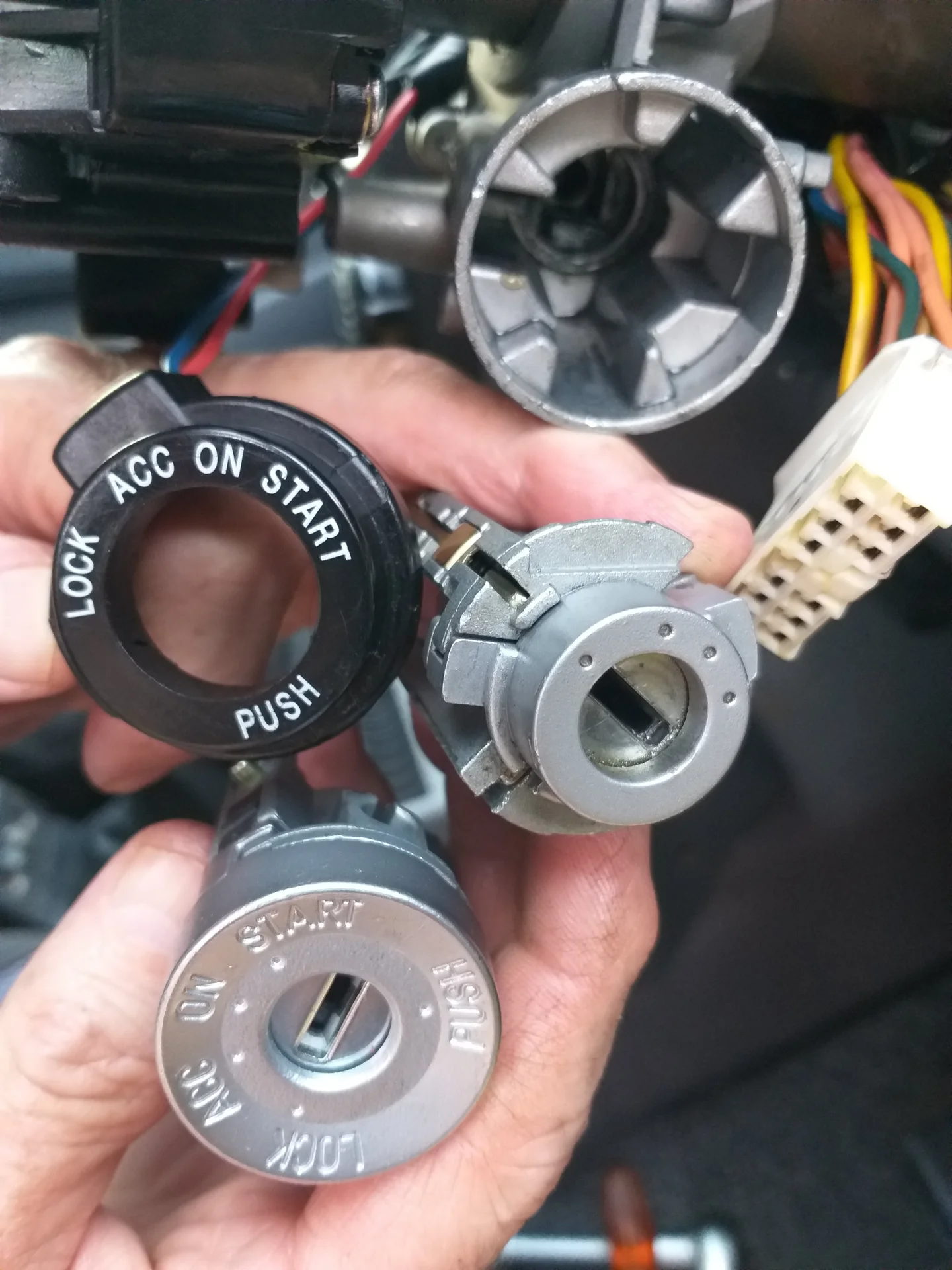 Hyundai Ignition Barrel Replacement and Repair Services