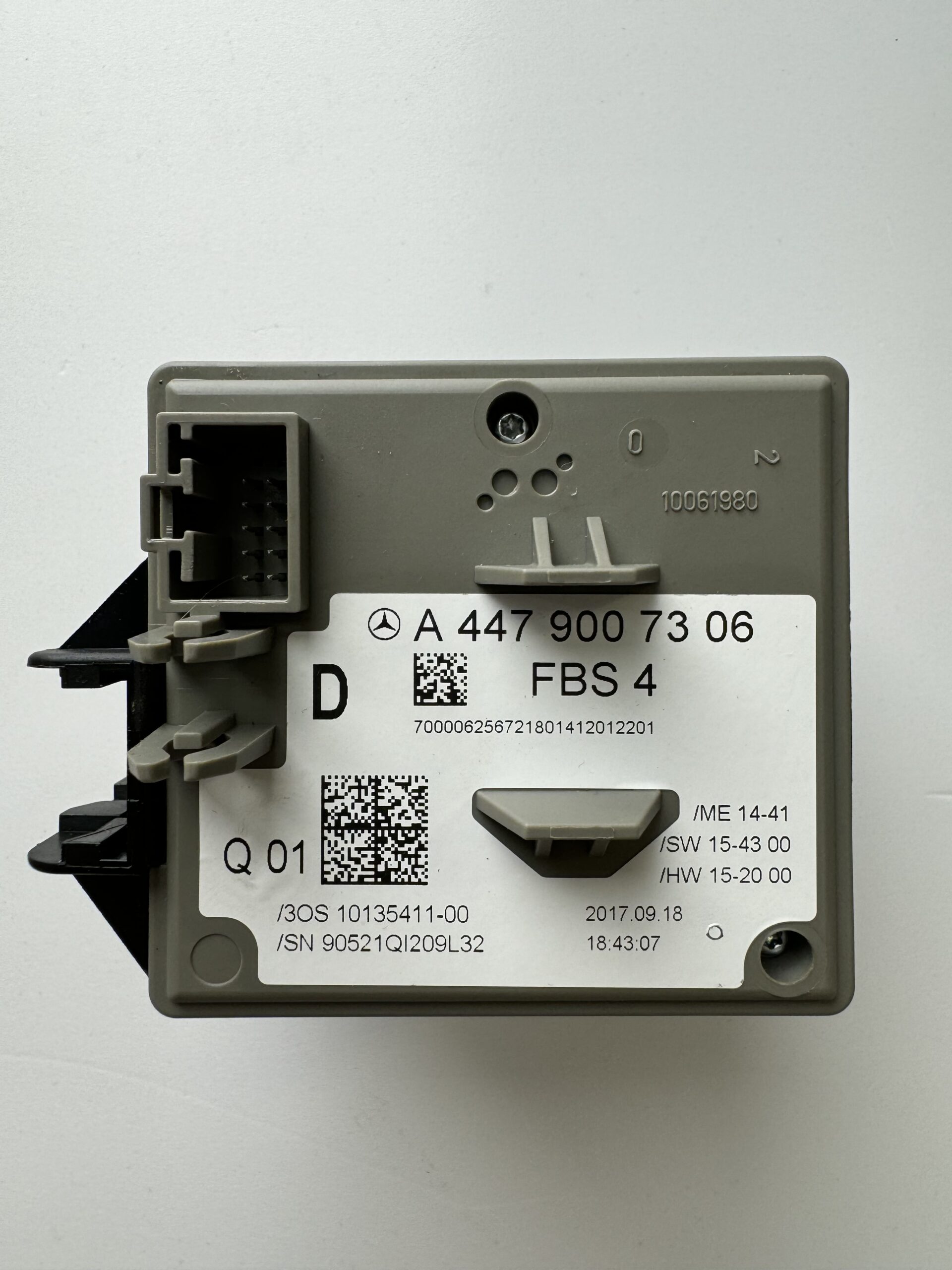 Mercedes W447 EIS (FBS4) Fault Repair – Postal Service Available