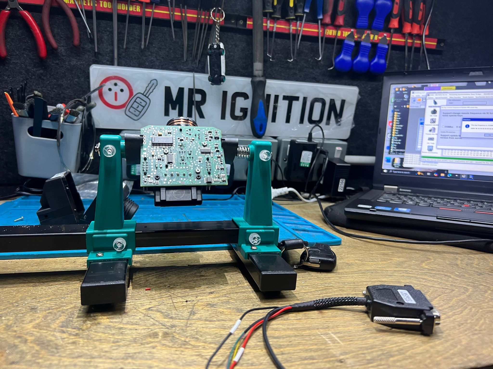 electronic steering lock emulator programming